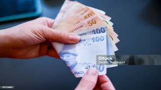 佛山金融名人案例：探讨金融创新与行业发展 poster