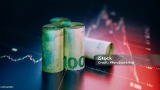 佛山金融名人：从草根到金融巨擘的传奇人生与启示 poster