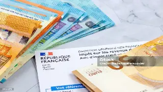 告别“月光族”：我的佛山置业还款逆袭记，从负债到自由！ 海报