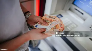 还款路上的N种姿势：佛山人必看还款方式全攻略，告别逾期焦虑！ 海报