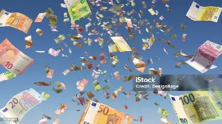 金融大佬的进阶之路：从打工人到亿万富翁的逆袭传奇！