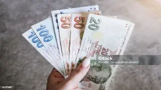 佛山小伙的金融“悟道”：从月光族到财富增值的自我救赎 海报