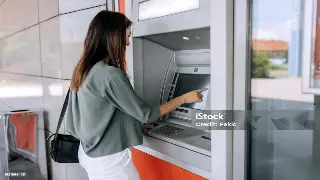 佛山老哥还款血泪史：揭秘高息理财坑，本金安全才是王道！ 海报